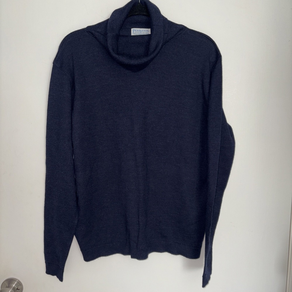 Pendleton  Wool Turtle Neck Sweater Navy Blue Size 40 Vintage Winter Warm Cozy